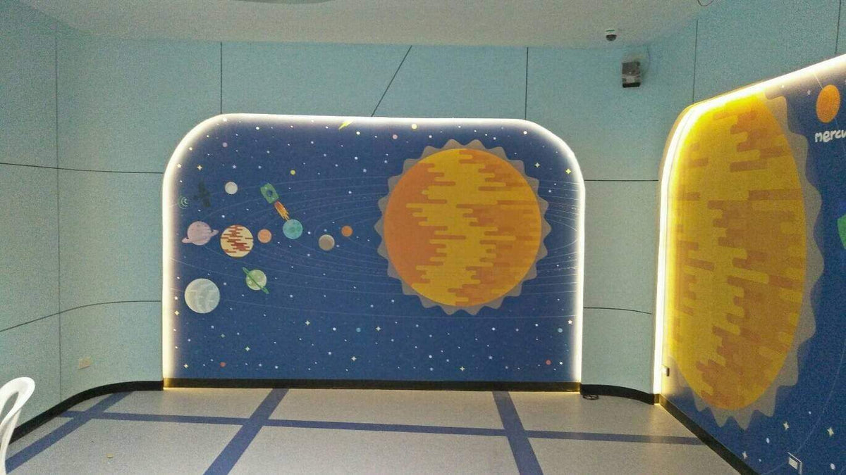 สติ๊กเกอร์ติดผนังห้อง และผนังปูน Wall Sticker พิมพ์ลายคมชัด ติดตั้งง่าย เหมาะสำหรับตกแต่งบ้าน ร้านค้า และออฟฟิศ