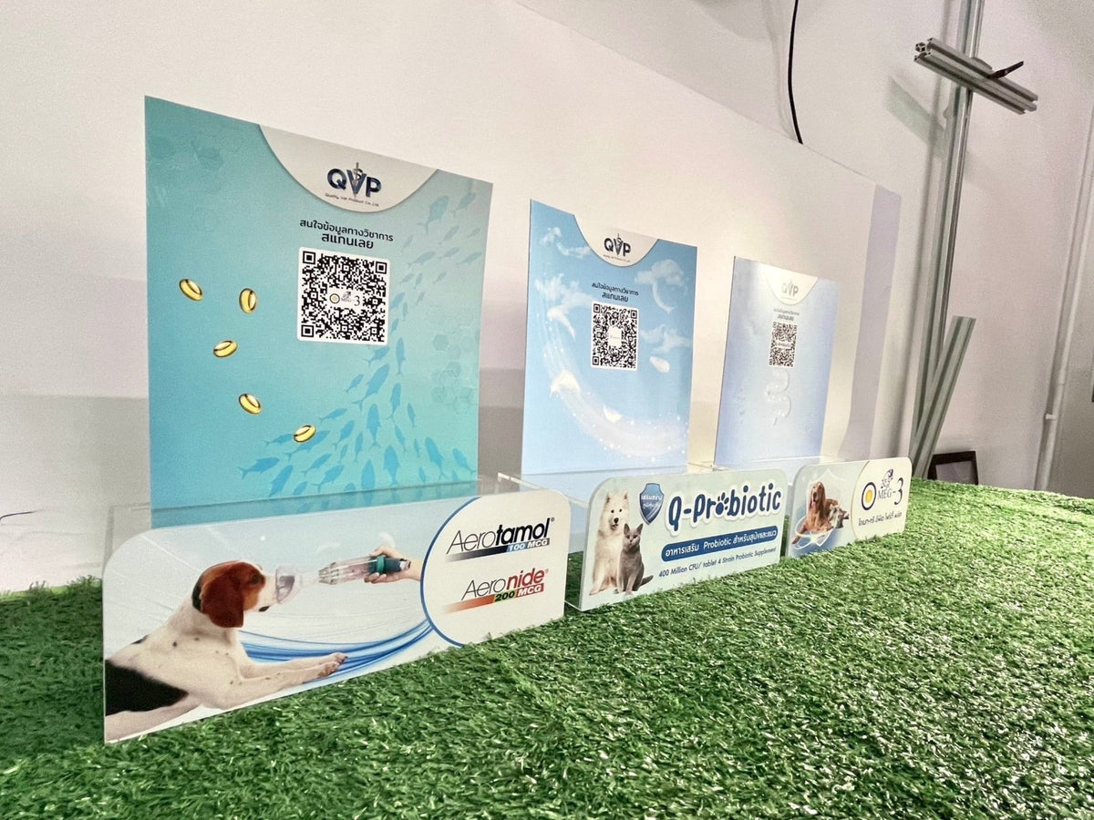 ดิสเพลย์ชั้นวางสินค้าอะคริลิค โปร่งใส ดีไซน์หรูหรา เหมาะสำหรับโชว์สินค้าและงานแสดงสินค้า