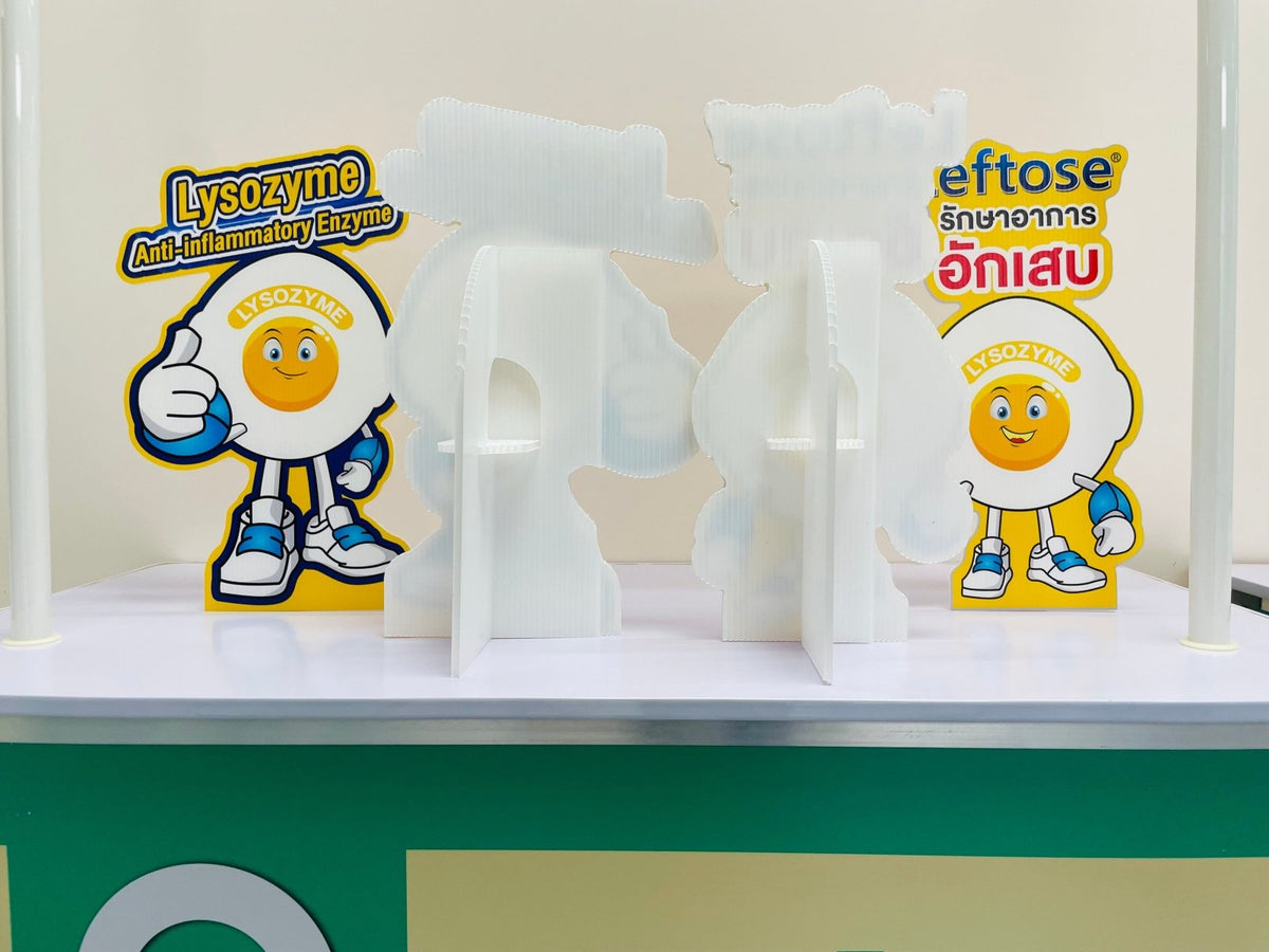 เต้นท์การ์ด สแตนดี้ตั้งโต๊ะ ป้ายตั้งฟิวเจอร์บอร์ด และป้ายสามเหลี่ยมตั้งโต๊ะ พิมพ์คมชัด เหมาะสำหรับเมนู โปรโมชั่น และป้ายโฆษณา