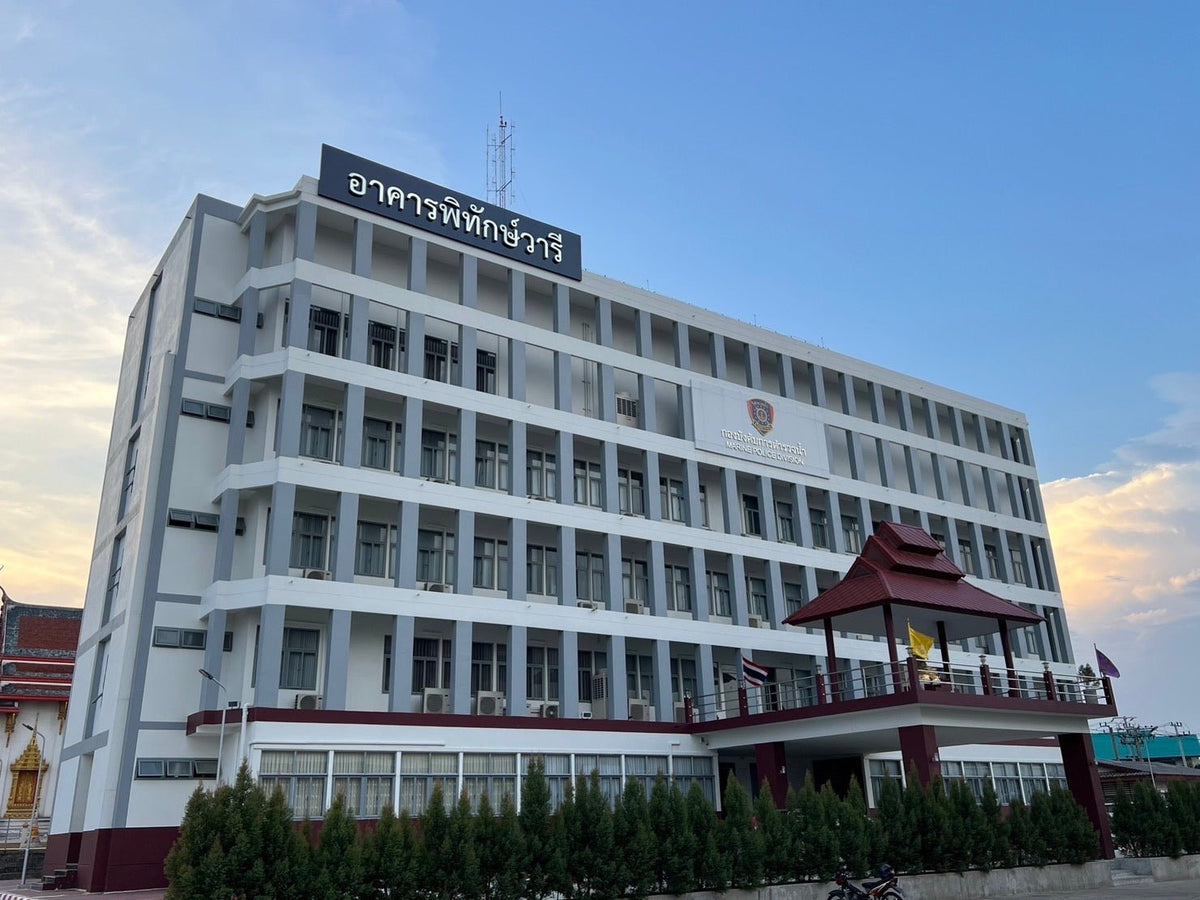 ป้ายชื่ออาคาร อักษรไฟสแตนเลส ติดอาคาร ดีไซน์หรูหรา ทนทาน สว่างโดดเด่น เหมาะสำหรับบริษัท โครงการ และอาคารสำนักงาน