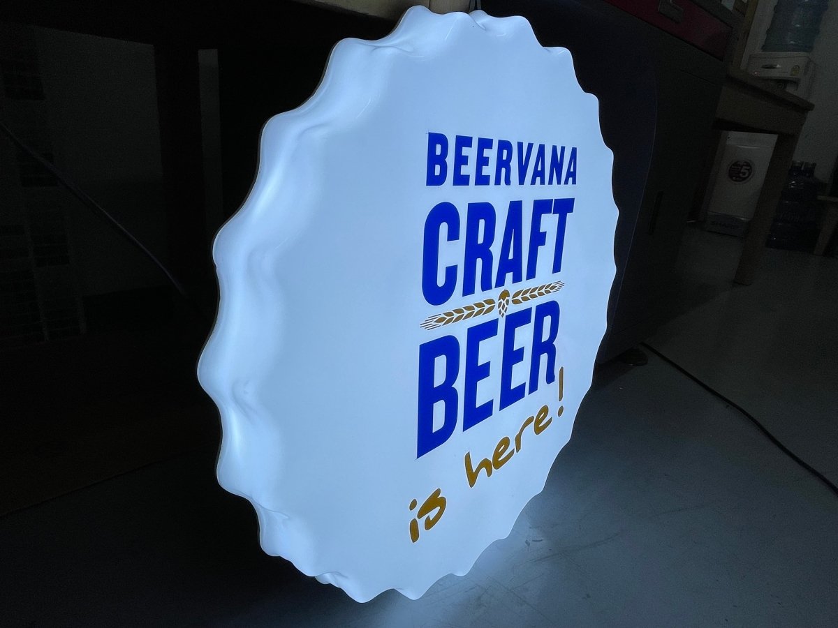 ป้ายกล่องไฟปั๊มนูน และป้ายไฟปั๊มนูน สว่างคมชัด ดีไซน์โดดเด่น เหมาะสำหรับป้ายร้านค้า ป้ายบริษัท และงานโฆษณากลางคืน