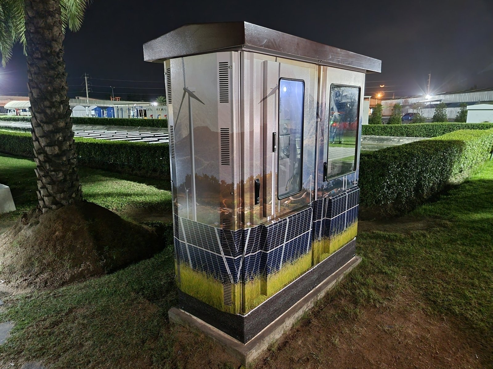 สติ๊กเกอร์ติดตู้ การไฟฟ้า ทนทาน กันแดดฝน พิมพ์คมชัด เหมาะสำหรับงานอุตสาหกรรมและหน่วยงาน