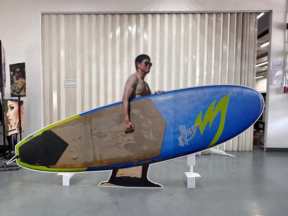 สแตนดี้ไดคัท Standee Die-Cut พิมพ์คมชัด น้ำหนักเบา ไดคัทตามแบบ เหมาะสำหรับงานอีเวนต์ โปรโมชัน และป้ายโฆษณา