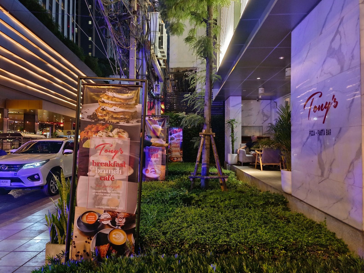 ป้ายไวนิลตั้งพื้นโครงเหล็ก แข็งแรง ทนแดดฝน เหมาะสำหรับงานอีเวนต์ ป้ายประชาสัมพันธ์ และโครงการ