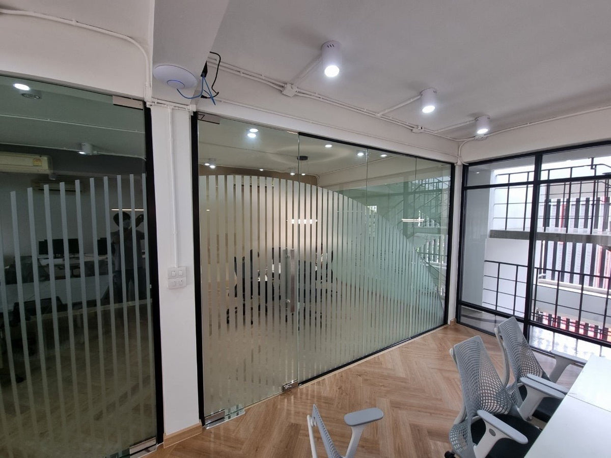 สติกเกอร์ฝ้าขุ่นติดกระจก พิมพ์สี Inkjet สติกเกอร์พิมพ์ลาย