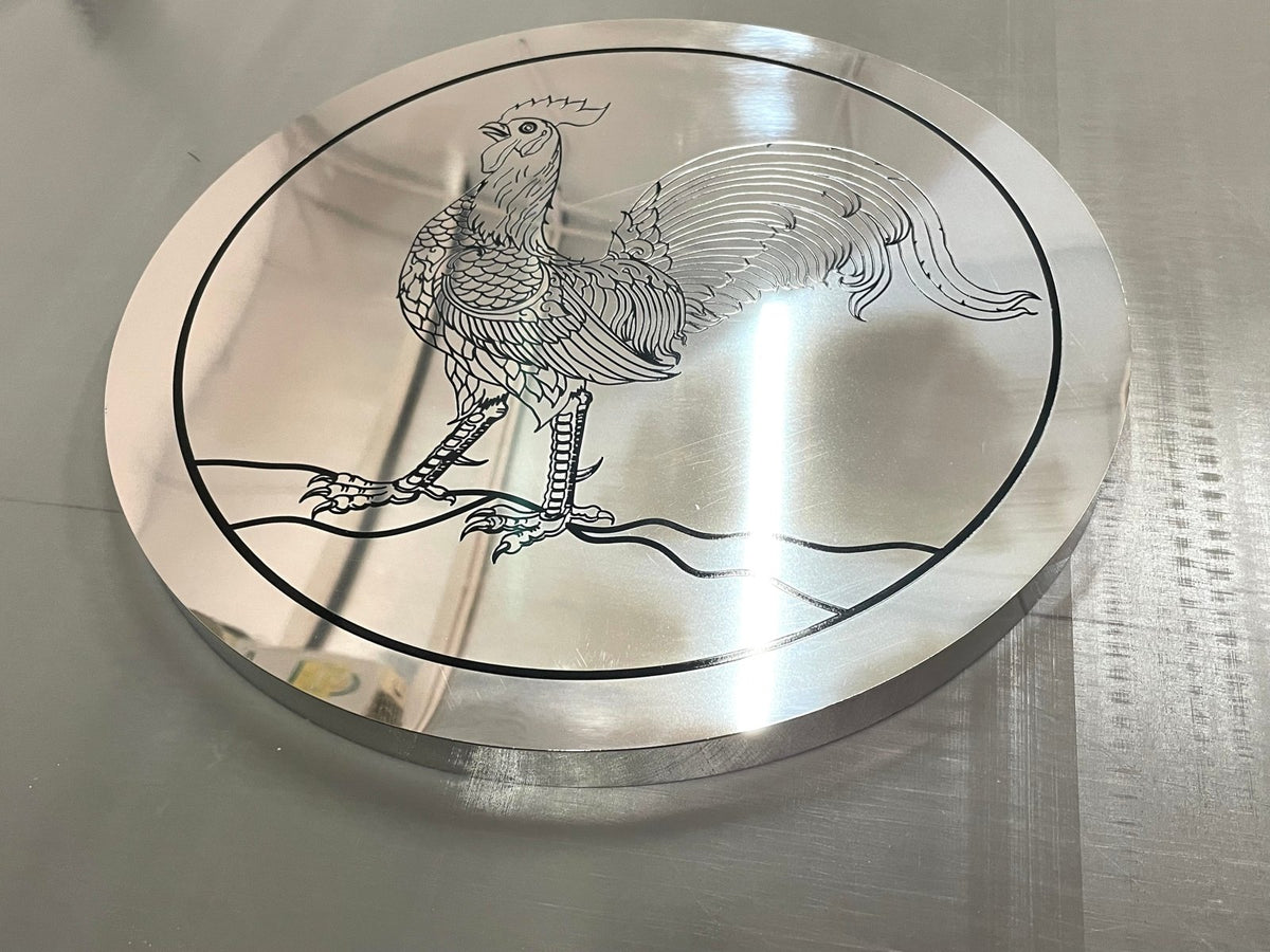 ป้ายสแตนเลส เงินเงา BA ผิวเงาเรียบหรู สะท้อนชัดเจน เหมาะสำหรับป้ายบริษัทและอาคารสำนักงาน