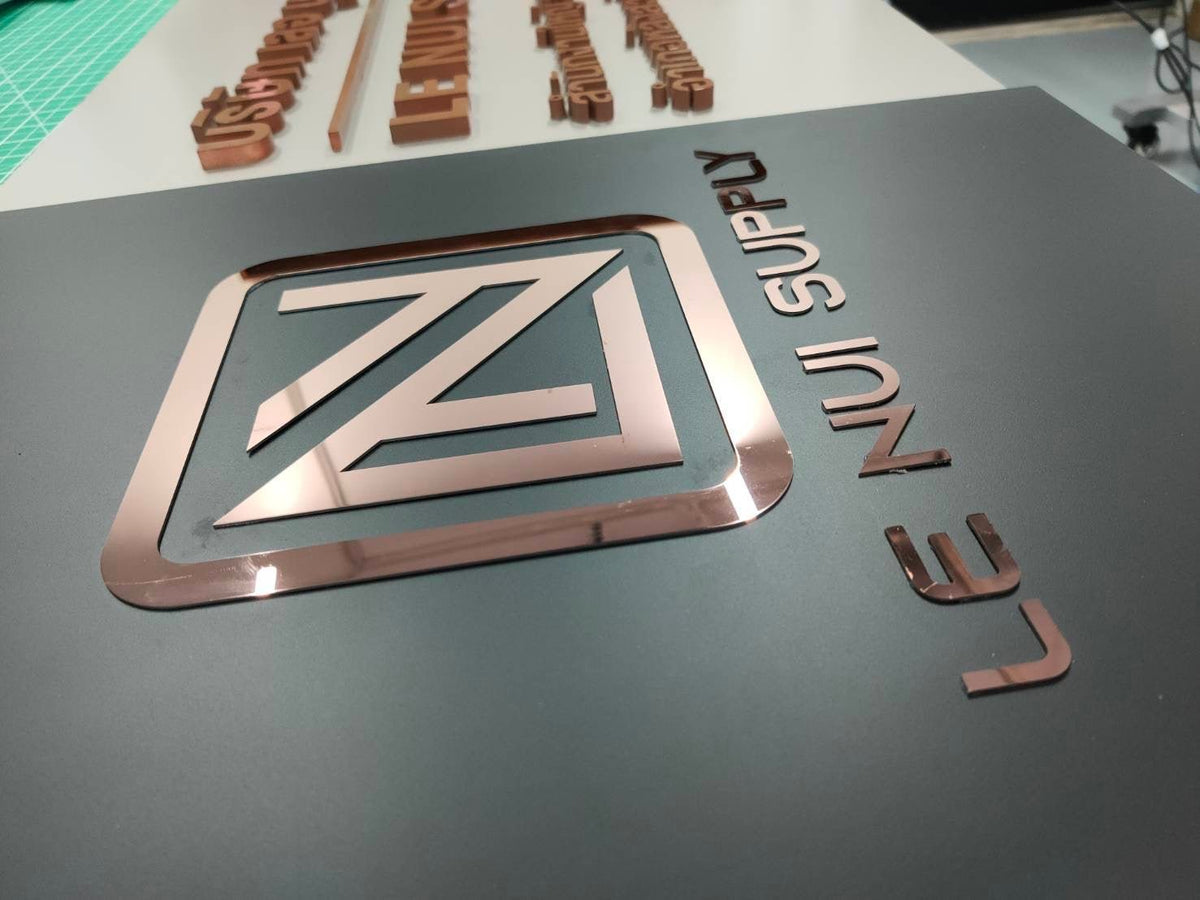 ป้ายสแตนเลส Purple Gold / Bronze สีพิเศษ สวยหรู เหมาะสำหรับองค์กร โรงแรม และงานตกแต่ง