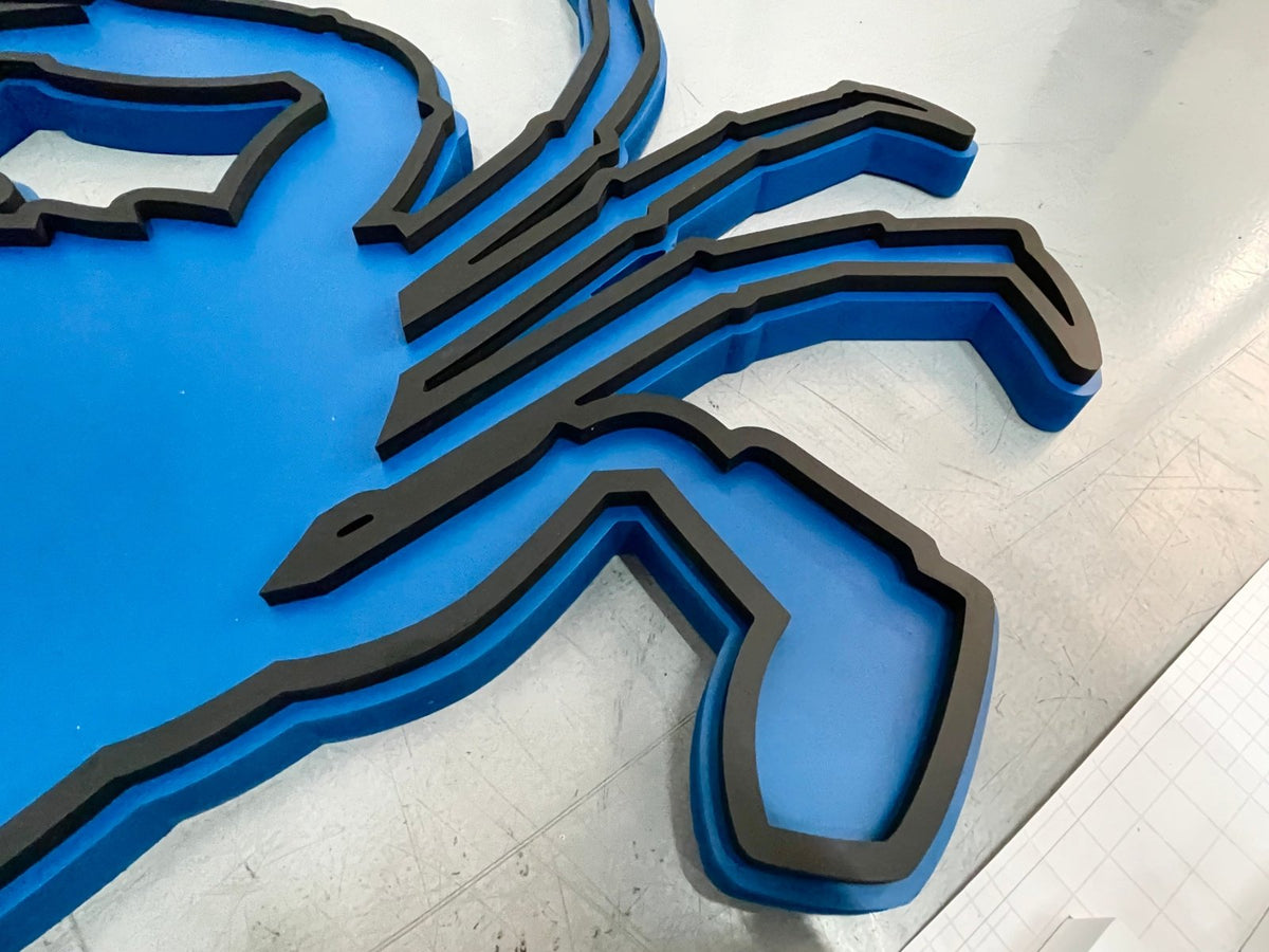 ป้ายพลาสวูดไดคัท และพลาสวูดตัวนูน พิมพ์คมชัด แข็งแรง ทนทาน เหมาะสำหรับป้ายร้านค้า ป้ายบริษัท และงานตกแต่งอาคาร