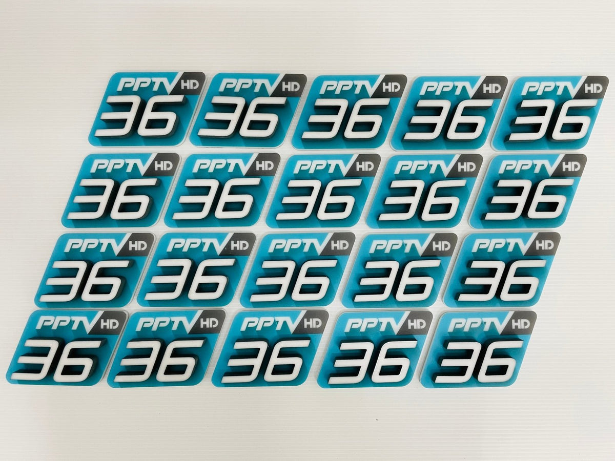 ป้ายไมค์ โลโก้ไมค์ และป้ายหัวไมค์ พิมพ์คมชัด ดีไซน์สวย เหมาะสำหรับงานอีเวนต์ สื่อประชาสัมพันธ์ รายการทีวี และงานโปรโมชัน