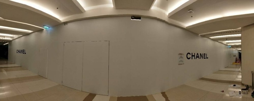 สติ๊กเกอร์และป้ายปิดปรับปรุงร้าน Coming Soon พิมพ์คมชัด สีสด เหมาะสำหรับติดหน้าร้าน โครงการใหม่ และงานรีโนเวท