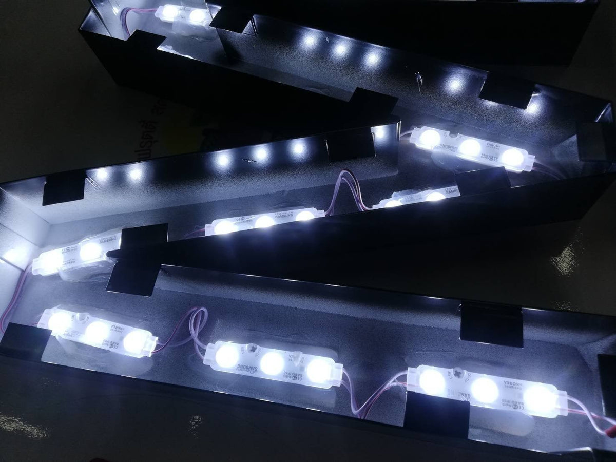 อักษรไฟออกหลัง ปิดหลังอะคริลิค กันสะท้อนเม็ดไฟ สวยหรู เหมาะสำหรับป้ายร้านค้าและอาคาร