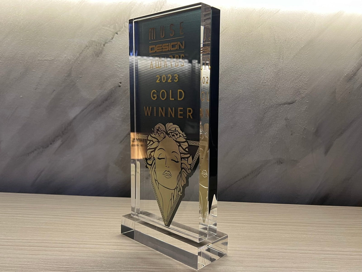 โล่รางวัล Acrylic Trophy Award อะคริลิคใส พิมพ์คมชัด ดีไซน์หรูหรา เหมาะสำหรับงานมอบรางวัล เกียรติยศ การแข่งขัน และงานองค์กร