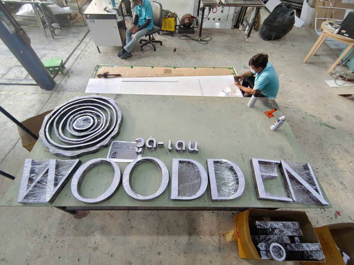 อักษรไฟไม่มีขอบ และป้ายไฟอลูมิเนียมไม่มีคิ้ว ดีไซน์ทันสมัย สว่างคมชัด เหมาะสำหรับป้ายร้านค้า ป้ายบริษัท และงานตกแต่งอาคาร