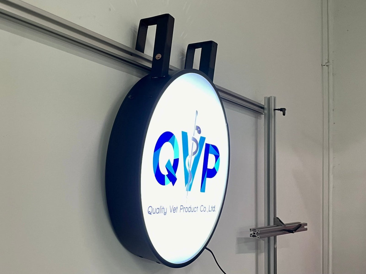 ป้ายโลโก้ไฟออกหน้า กล่องไฟโลโก้ กล่องไฟซิงค์ สว่างชัดเจน เหมาะสำหรับร้านค้าและบริษัท