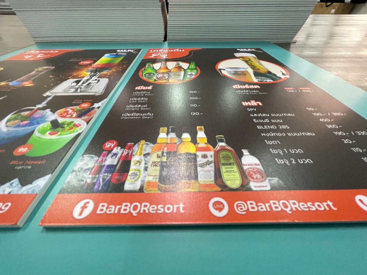 แผ่นเมนู พลาสติก HIP พลาสวูด แข็งแรง กันน้ำ พิมพ์คมชัด เหมาะสำหรับร้านอาหารและคาเฟ่