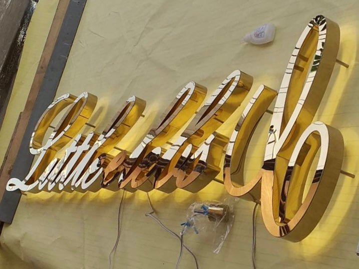 ป้ายสแตนเลส ทองเงา Mirror สวยหรู ทนทาน ใช้สำหรับป้ายชื่อบริษัท โลโก้องค์กร และตกแต่งอาคาร