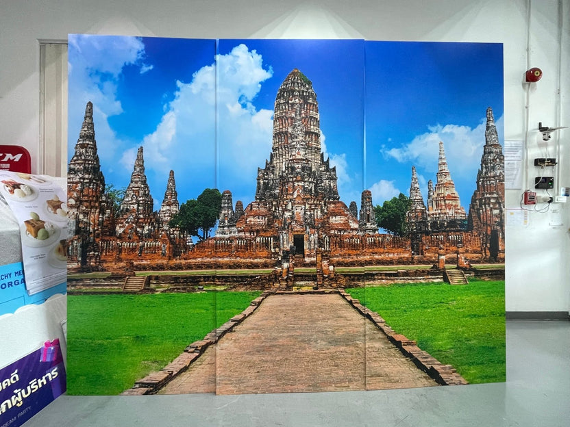 แบคดรอปฟิวเจอร์บอร์ด ฉากถ่ายรูปราคาถูก พิมพ์คมชัด น้ำหนักเบา ติดตั้งง่าย เหมาะสำหรับงานแต่ง งานอีเวนต์ และงานถ่ายภาพ