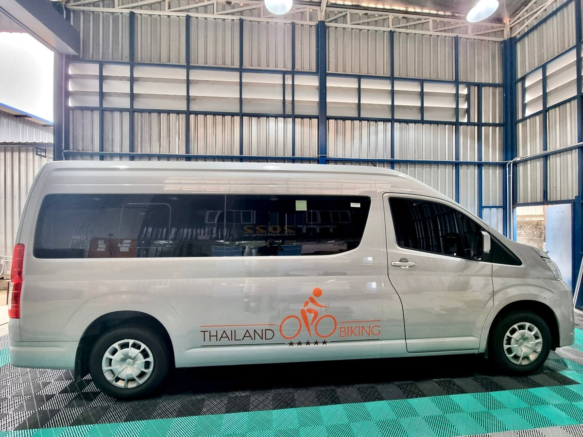 สติ๊กเกอร์ติดรถตู้ Van Wrap Sticker พิมพ์คมชัด วัสดุทนทาน เหมาะสำหรับโฆษณา โปรโมชัน และตกแต่งรถเพื่อสร้างเอกลักษณ์