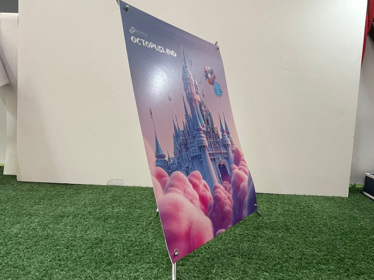 X-Stand Mini ตั้งโต๊ะ น้ำหนักเบา พกพาสะดวก เหมาะสำหรับงานโปรโมชันและประชาสัมพันธ์