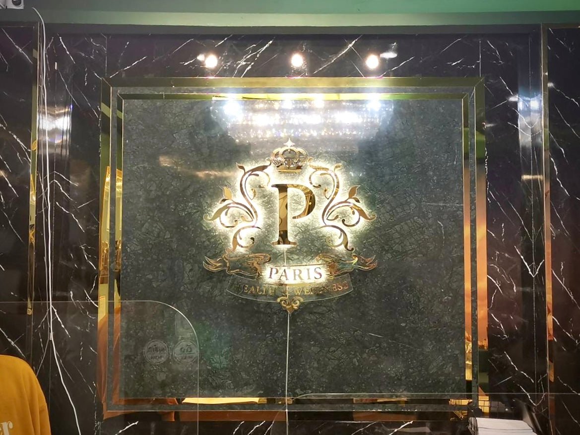 ตัวอักษรไฟ LED ป้ายไฟ และป้ายไฟโลโก้ สว่างคมชัด ดีไซน์หรูหรา เหมาะสำหรับป้ายร้านค้า บริษัท และงานตกแต่งอาคาร