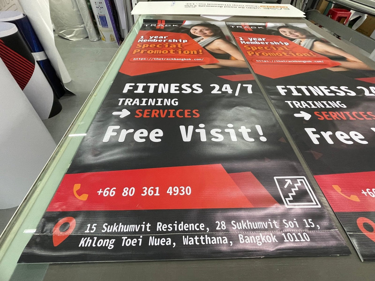 ป้ายฟิตเนส ตกแต่งยิม สปอร์ตคลับ ดีไซน์ทันสมัย พิมพ์คมชัด เหมาะสำหรับสปอร์ตคลับและศูนย์ออกกำลังกาย