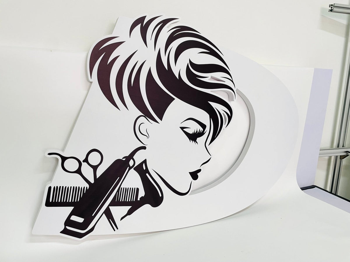 ป้ายพลาสวูดไดคัท และพลาสวูดตัวนูน พิมพ์คมชัด แข็งแรง ทนทาน เหมาะสำหรับป้ายร้านค้า ป้ายบริษัท และงานตกแต่งอาคาร