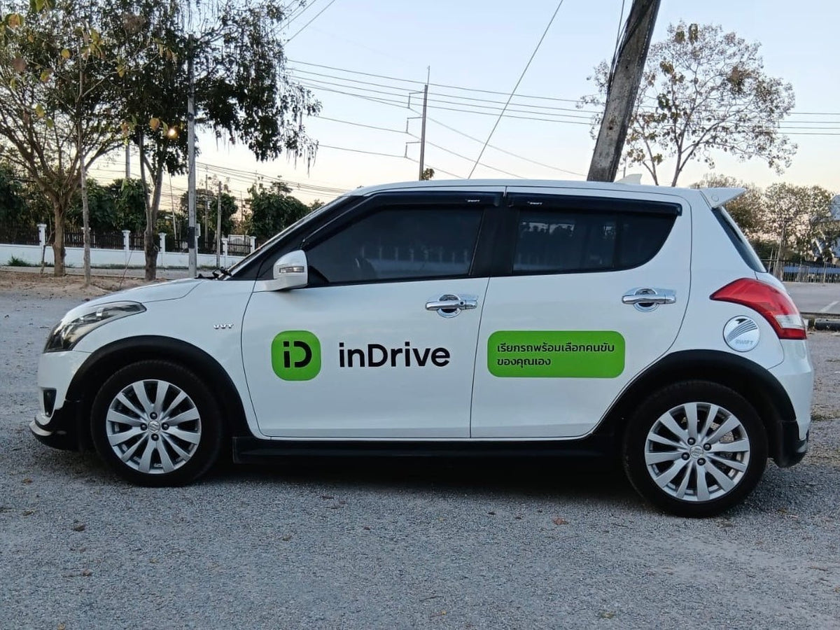 สติ๊กเกอร์ไดคัทติดรถ พิมพ์คมชัด วัสดุทนทาน กันน้ำ เหมาะสำหรับงานโฆษณา โปรโมชัน และตกแต่งรถเพื่อเพิ่มเอกลักษณ์