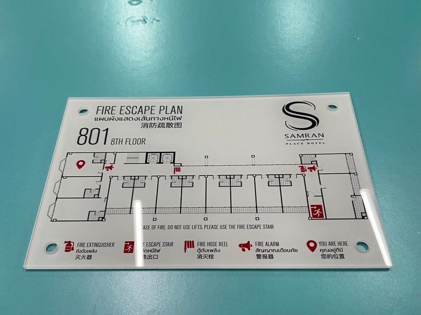บอร์ดประชาสัมพันธ์อะคริลิค และกรอบอะคริลิคติดผนัง แข็งแรง โปร่งใส เหมาะสำหรับประกาศ โปสเตอร์ เมนู และงานแสดงข้อมูล