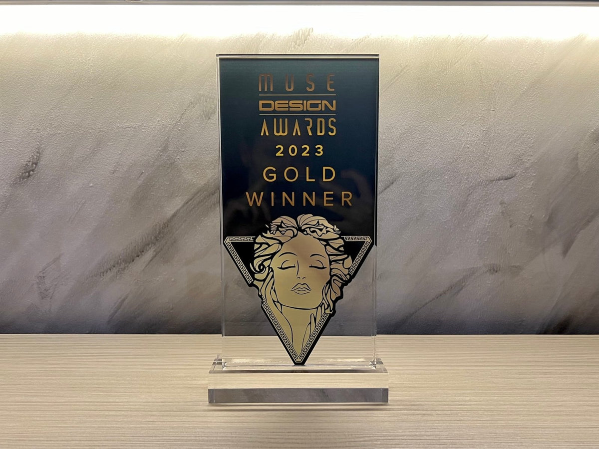 โล่รางวัล Acrylic Trophy Award อะคริลิคใส พิมพ์คมชัด ดีไซน์หรูหรา เหมาะสำหรับงานมอบรางวัล เกียรติยศ การแข่งขัน และงานองค์กร