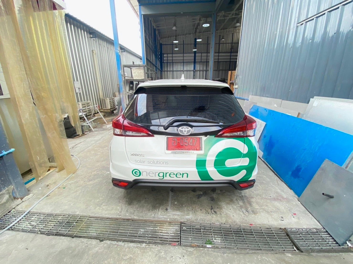 สติ๊กเกอร์ติดรถบริษัท รถเก๋ง Company Car Wrap Sticker พิมพ์คมชัด วัสดุทนทาน เหมาะสำหรับโฆษณา โปรโมชัน และสร้างภาพลักษณ์แบรนด์