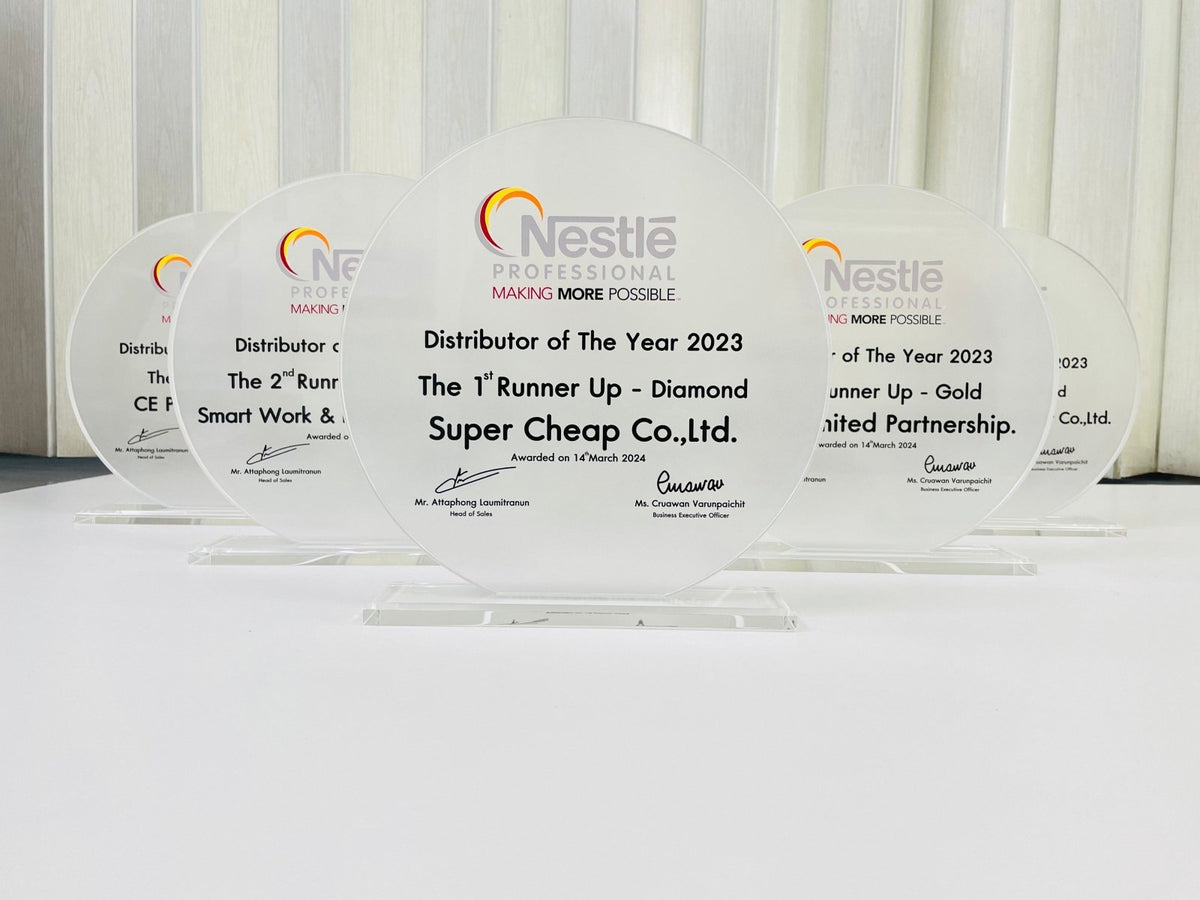 โล่รางวัล Acrylic Trophy Award อะคริลิคใส พิมพ์คมชัด ดีไซน์หรูหรา เหมาะสำหรับงานมอบรางวัล เกียรติยศ การแข่งขัน และงานองค์กร