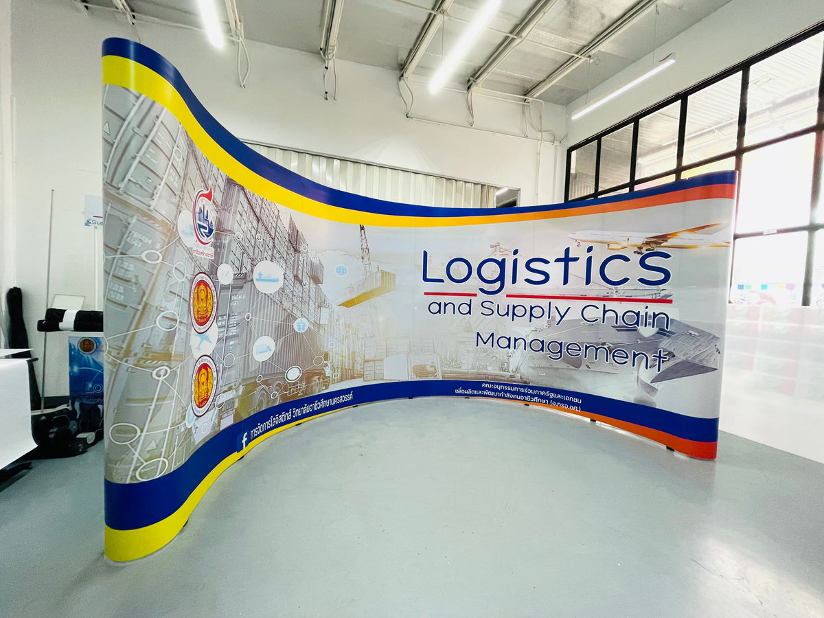 Backdrop แบคดรอปสำเร็จรูป พิมพ์คมชัด ติดตั้งง่าย เหมาะสำหรับงานอีเวนต์ นิทรรศการ และงานโปรโมชัน