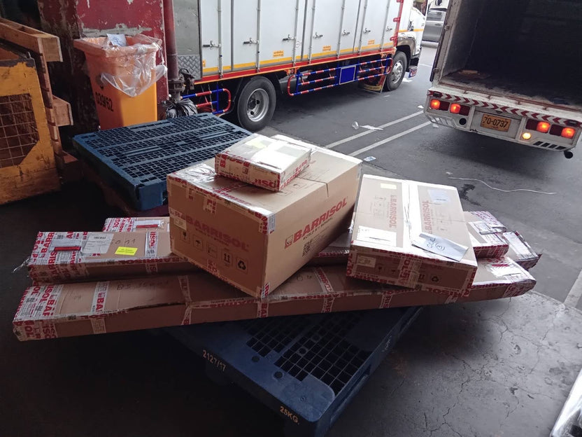 ฝ้ากล่องไฟผ้าบารีซอล Barrisol Stretched Ceiling กระจายแสงนุ่มนวล ดีไซน์หรูหรา เหมาะสำหรับออฟฟิศ ห้างสรรพสินค้า และโชว์รูม