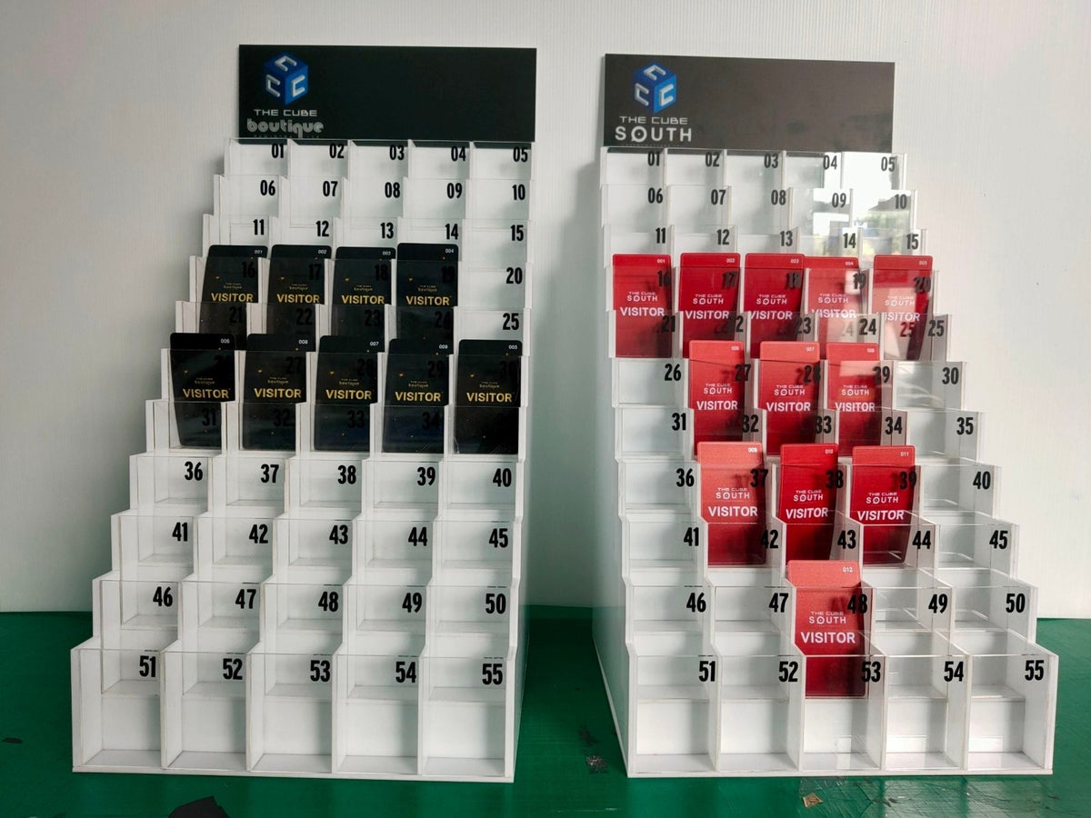 ชั้นวางบัตร กล่องใส่บัตร อะคริลิค โปร่งใส แข็งแรง เหมาะสำหรับออฟฟิศ ร้านค้า และงานแสดงสินค้า