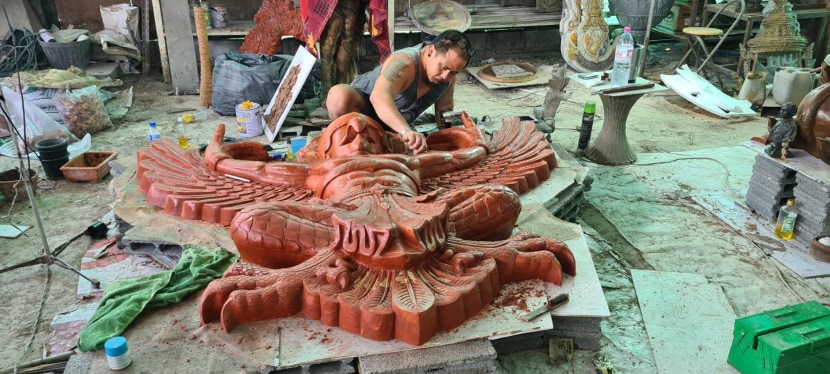 ซุ้มเฉลิมพระเกียรติ ป้ายในหลวง - Octopus Media Solutions