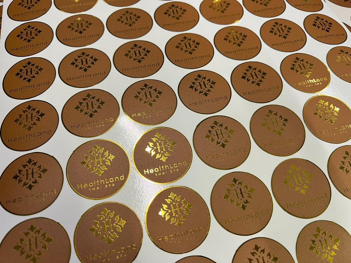 สติ๊กเกอร์สีทอง และสติ๊กเกอร์สีเงิน พิมพ์หรูหรา เพิ่มมูลค่าสินค้า เหมาะสำหรับฉลากบรรจุภัณฑ์ งานพรีเมียม และงานตกแต่ง