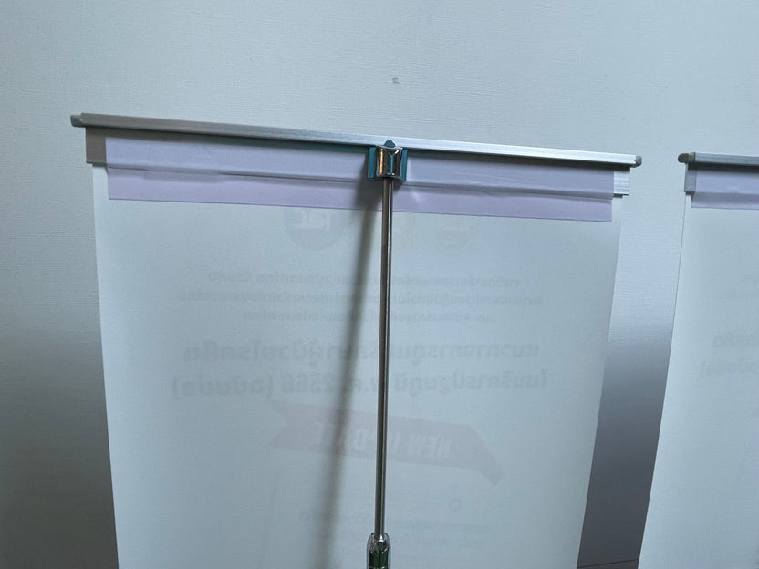 Mini Roll Up โรลอัพขนาดเล็ก น้ำหนักเบา ติดตั้งง่าย เหมาะสำหรับโปรโมชัน ร้านค้า และบูธแสดงสินค้า