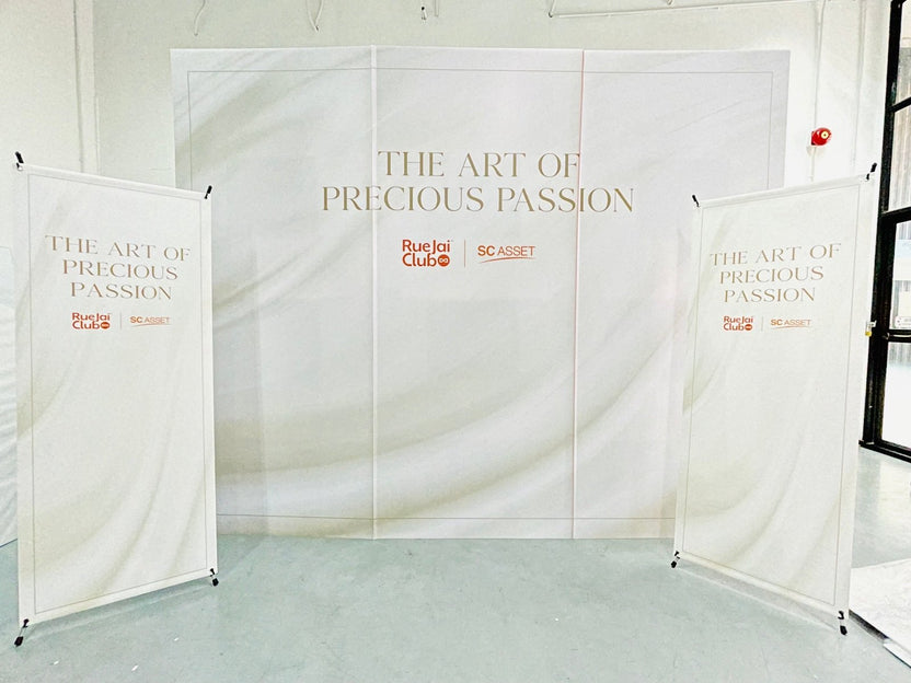 แบคดรอปฟิวเจอร์บอร์ด ฉากถ่ายรูปราคาถูก พิมพ์คมชัด น้ำหนักเบา ติดตั้งง่าย เหมาะสำหรับงานแต่ง งานอีเวนต์ และงานถ่ายภาพ