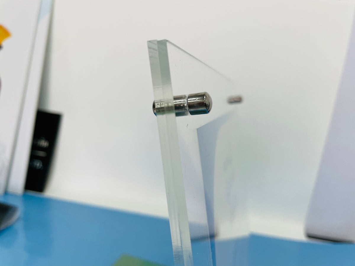 ป้ายอะคริลิคใส ประกบใส่รูปภาพ โปร่งใส คมชัด เหมาะสำหรับโชว์รูม ออฟฟิศ และงานแสดงสินค้า