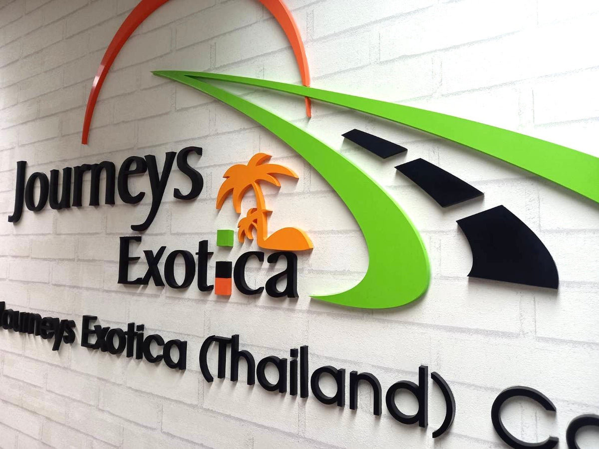 ป้ายอะคริลิค ชื่อบริษัท ติดผนัง พิมพ์ยูวีคมชัด ดีไซน์เรียบหรู เหมาะสำหรับออฟฟิศและองค์กร