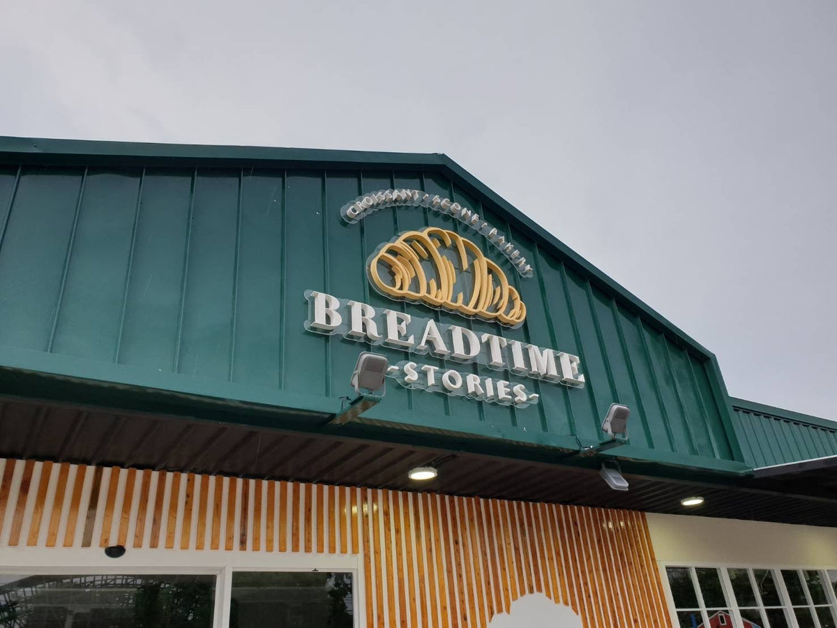 ป้ายโลโก้ติดผนัง เมทัลชีท แข็งแรง ทนทาน ดีไซน์สวย เหมาะสำหรับป้ายบริษัทและป้ายองค์กร