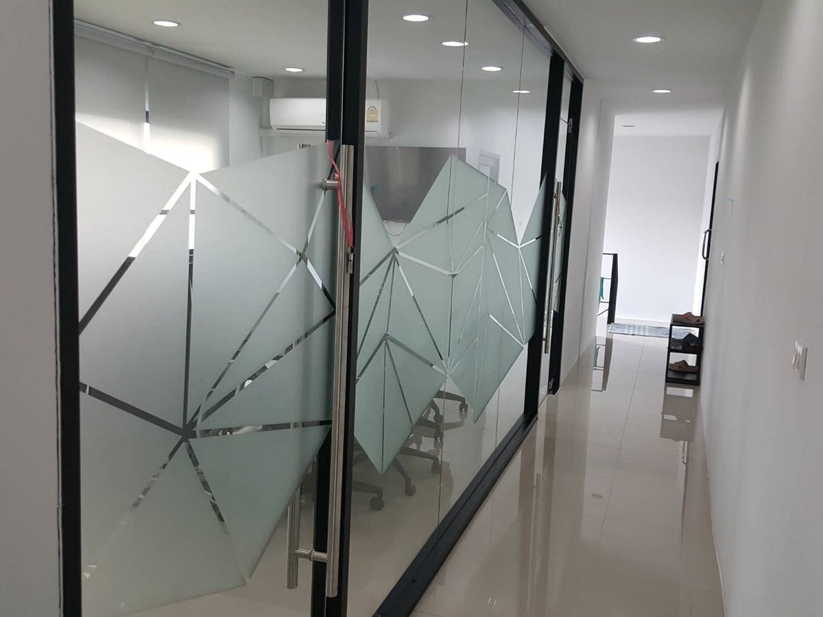 สติ๊กเกอร์ฝ้า ติดกระจก ฟิล์มฝ้าติดกระจก - Octopus Media Solutions