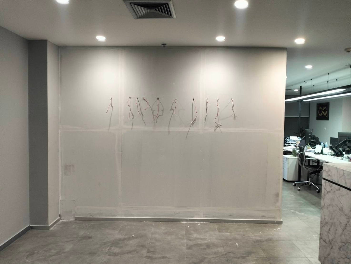 ป้ายบริษัท อักษรโลหะไฟออกหลัง ติดผนัง สวยหรู สว่างโดดเด่น เหมาะสำหรับป้ายสำนักงาน องค์กร ร้านค้า และงานตกแต่งอาคาร