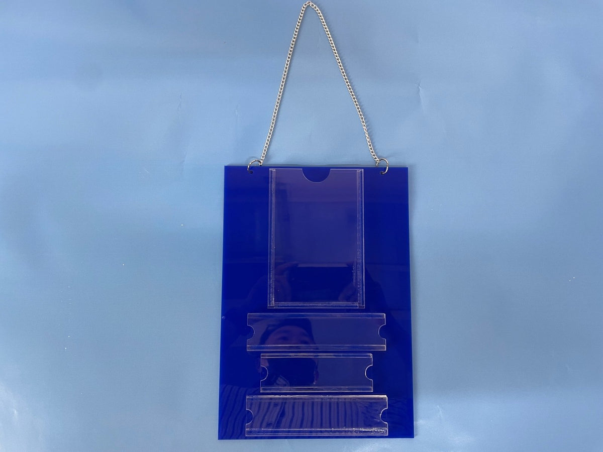 ป้ายแขวน ป้ายคล้องโซ่ และป้ายห้อย พิมพ์คมชัด แข็งแรง ใช้งานสะดวก เหมาะสำหรับป้ายร้านค้า ป้ายประชาสัมพันธ์ และงานอีเวนต์