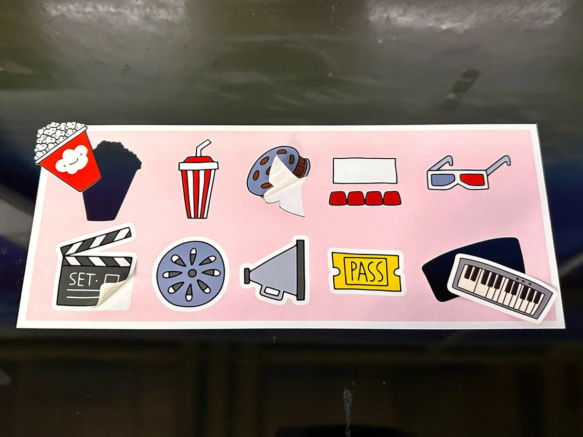 สติ๊กเกอร์ไดคัทลายการ์ตูน A5/A4 พิมพ์สีสด คมชัด เหมาะสำหรับของสะสม งานตกแต่ง และโปรโมชัน