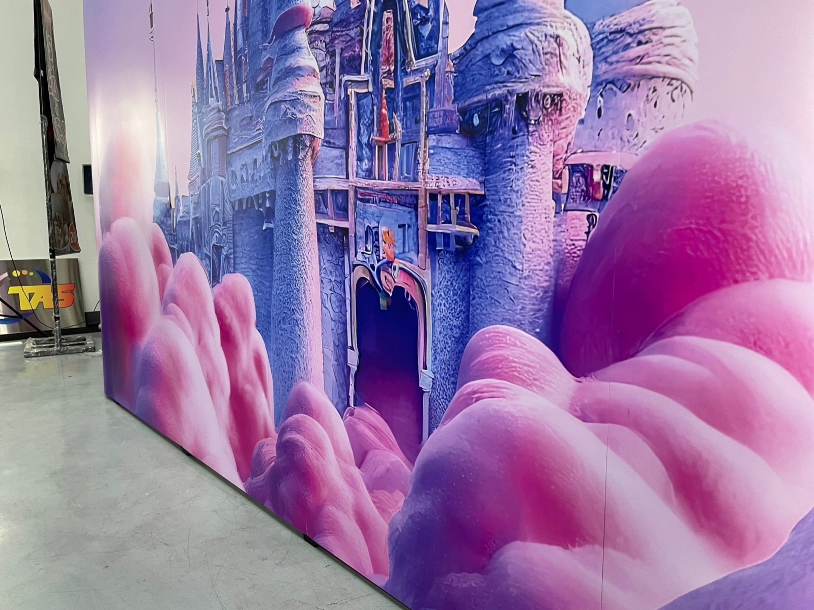 Backdrop แบคดรอปสำเร็จรูป พิมพ์คมชัด ติดตั้งง่าย เหมาะสำหรับงานอีเวนต์ นิทรรศการ และงานโปรโมชัน