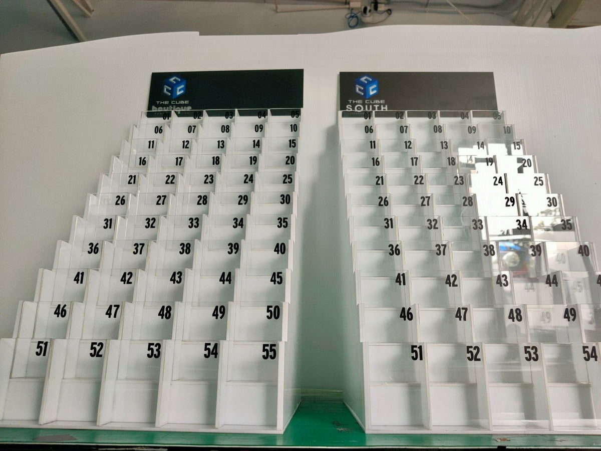 ชั้นวางบัตร กล่องใส่บัตร อะคริลิค โปร่งใส แข็งแรง เหมาะสำหรับออฟฟิศ ร้านค้า และงานแสดงสินค้า