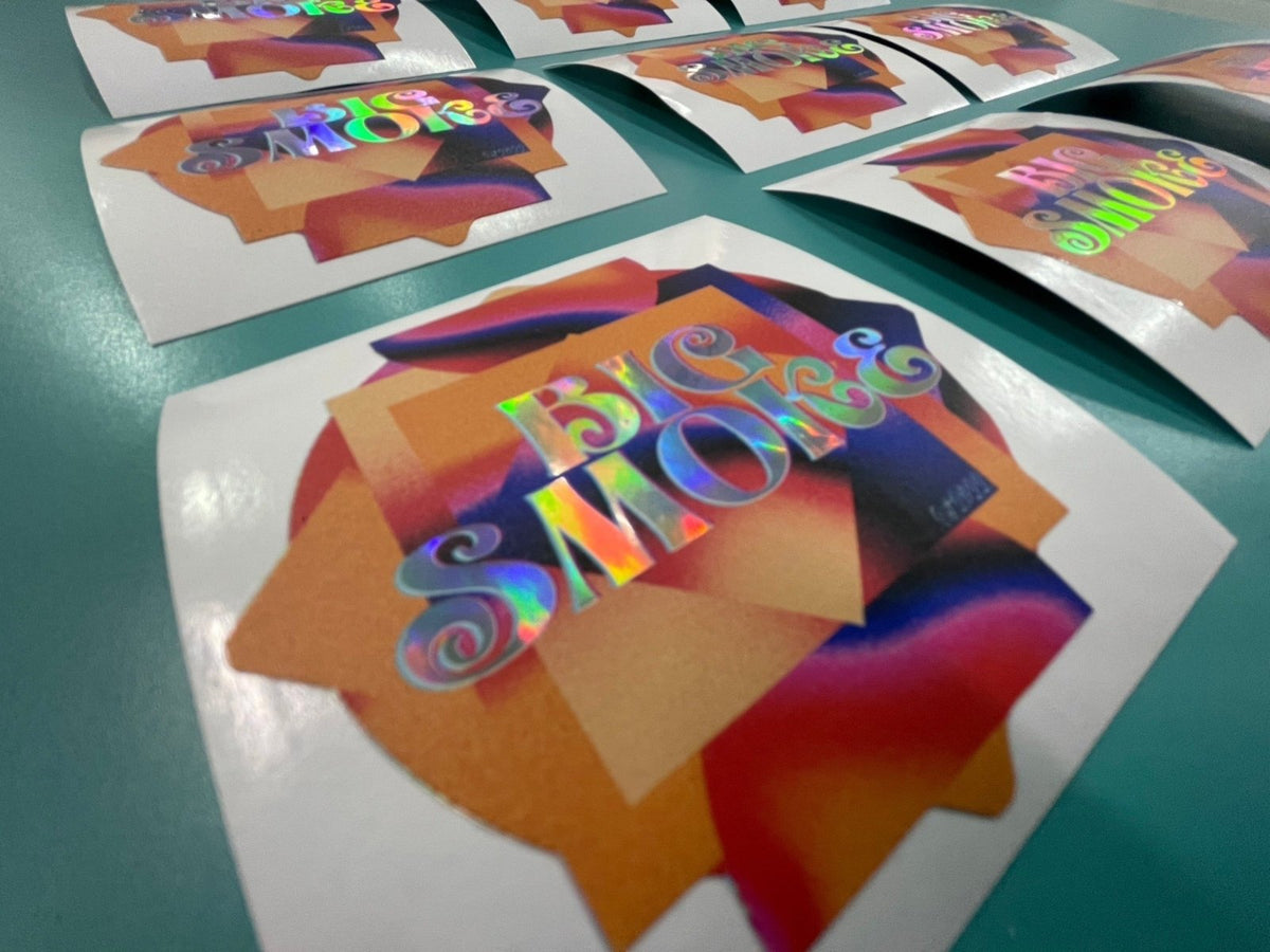 สติ๊กเกอร์โฮโลแกรม Hologram Sticker กันปลอม สะท้อนแสงหลากสี เพิ่มมูลค่าแบรนด์ เหมาะสำหรับฉลากสินค้า และงานพรีเมียม