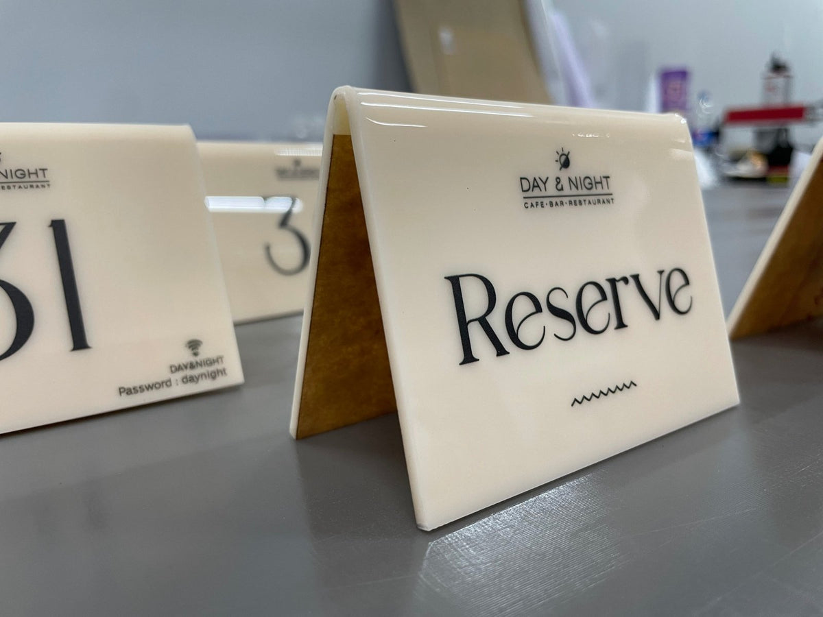 ป้ายอะคริลิค ป้ายตั้ง reserve ตั้งโต๊ะ