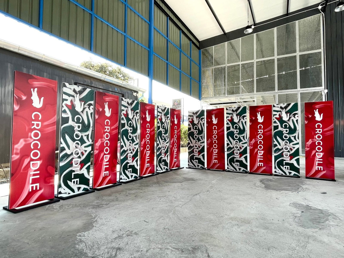 ป้ายตั้งฟิวเจอร์บอร์ด พร้อมโครงเหล็ก แข็งแรง ทนทาน พิมพ์คมชัด เหมาะสำหรับงานอีเวนต์ โปรโมชัน และป้ายโฆษณากลางแจ้ง